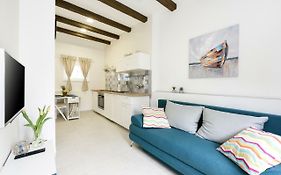 Apartmani Eladora