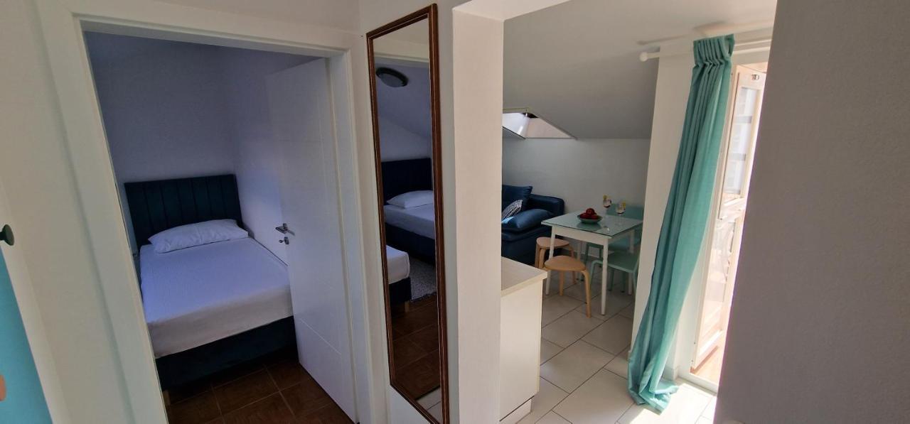 Apartmani Eladora Biograd Na Moru Exteriér fotografie