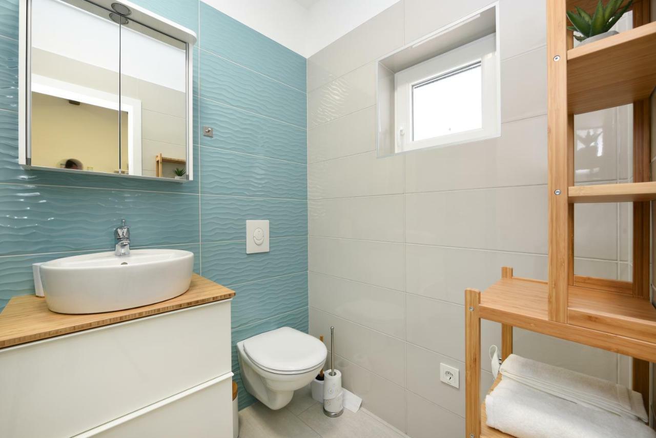 Apartmani Eladora Biograd Na Moru Exteriér fotografie