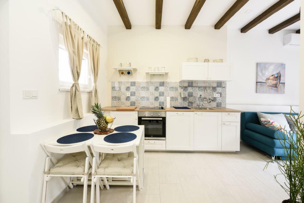 Apartmani Eladora Biograd Na Moru Exteriér fotografie